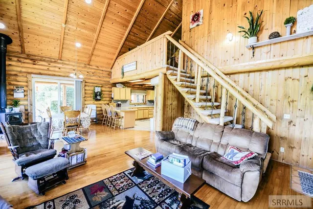 $829,000 | 27 Baker Road, Salmon, ID 83467