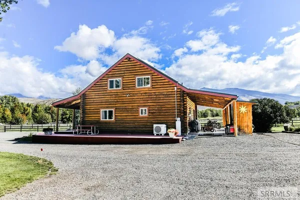$829,000 | 27 Baker Road, Salmon, ID 83467
