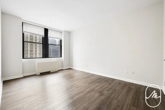 $5,400 | 15 Park Row, Unit 11M | Financial District