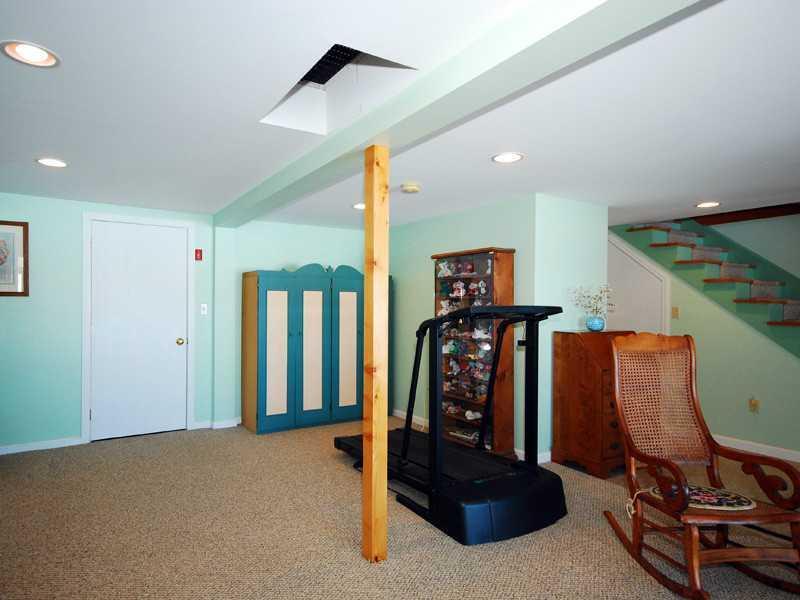 890 Quaker Ridge Road Casco, ME 04015 - Photo 17 of 35 Family Room.
