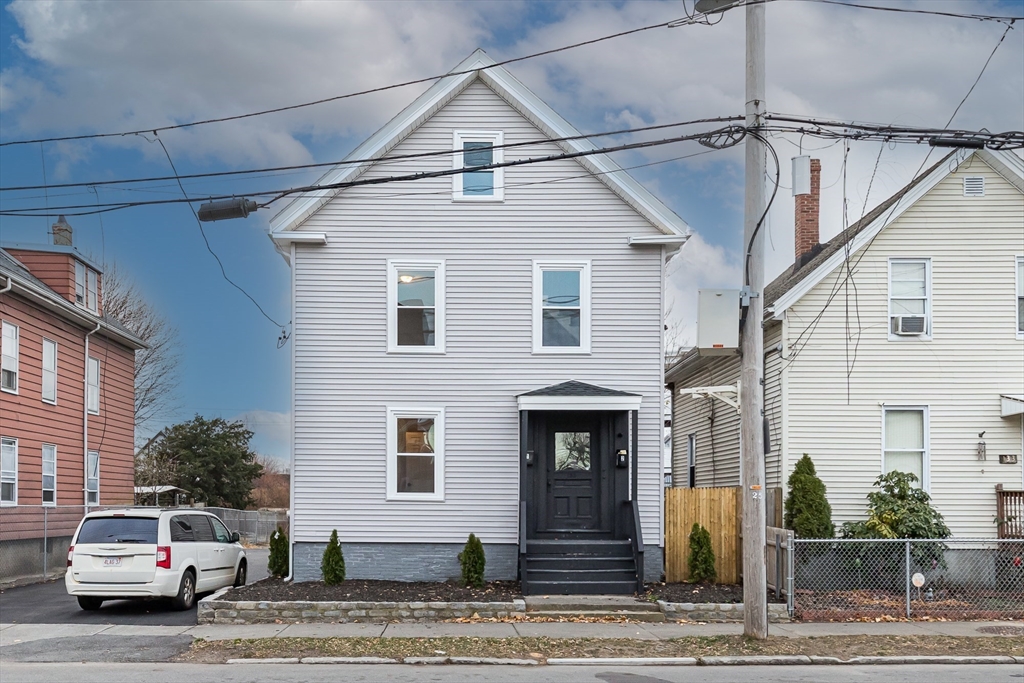 135 South Street Lynn, MA 01905 - Photo 3 of 42 Gallery Image 3