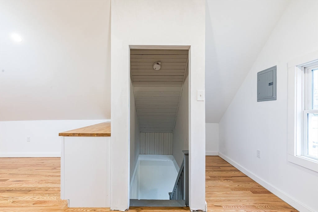 135 South Street Lynn, MA 01905 - Photo 10 of 42 Gallery Image 10