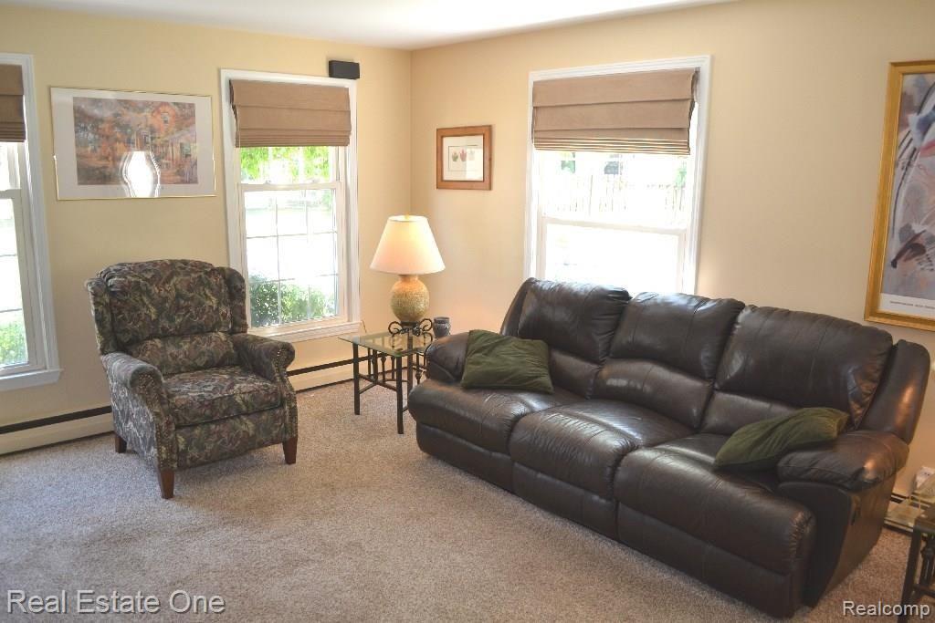 30570 West 11 Mile Road Farmington, MI 48334 - Photo 6 of 40 8.jpg