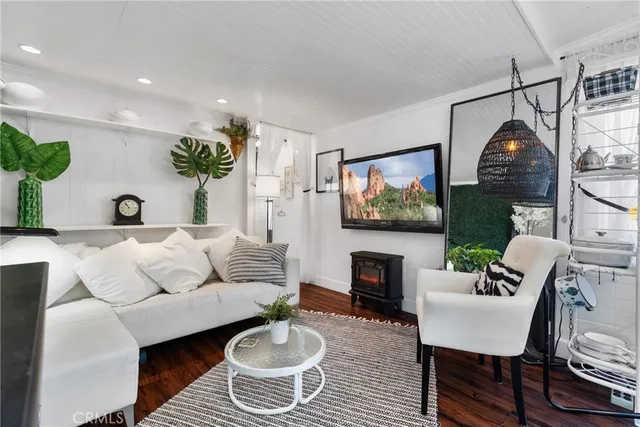 $64,999 | 68916 H Street, Unit 59, Cathedral City, CA 92234