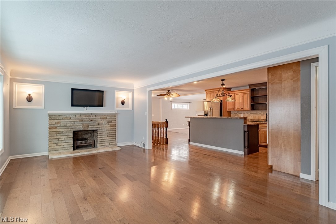 6356 Highland Road Cleveland, OH 44143 - Photo 5 of 30