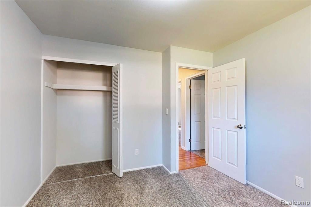 4346 Crosby Road Flint, MI 48506 - Photo 23 of 47