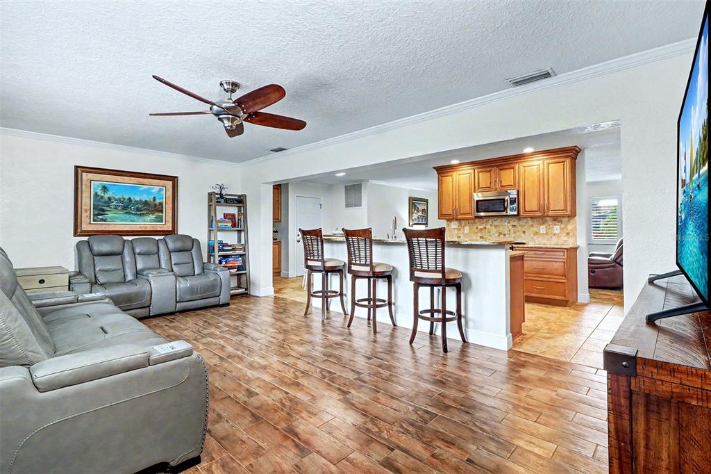 4948 97th Way North St. Petersburg, FL 33708 - Photo 19 of 45 Gallery Image 19