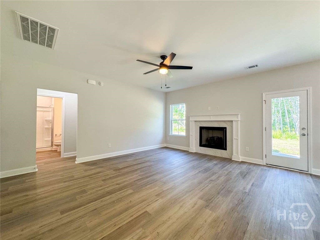 124 Providence Loop Hinesville, GA 31313 - Photo 13 of 25