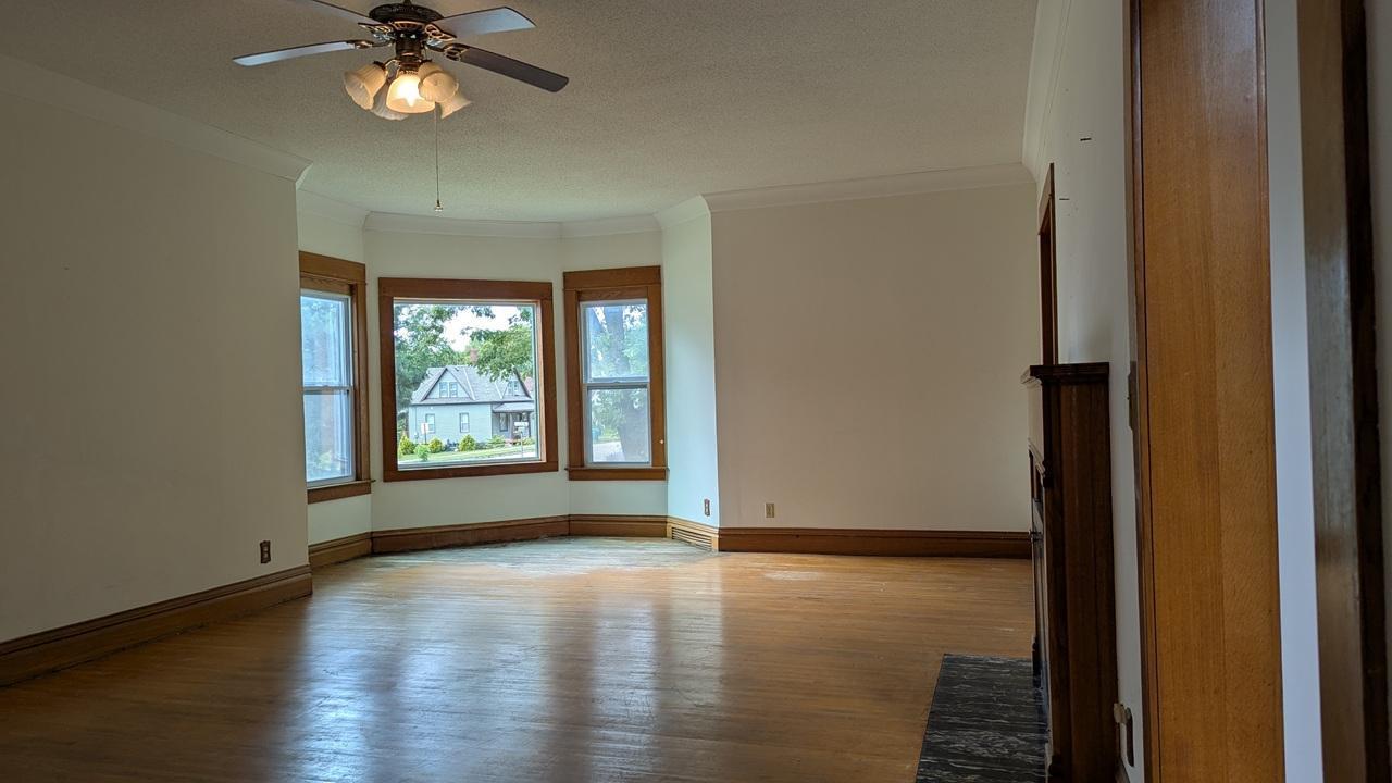 209 Oak Avenue Southwest Montgomery, MN 56069 - Photo 12 of 82