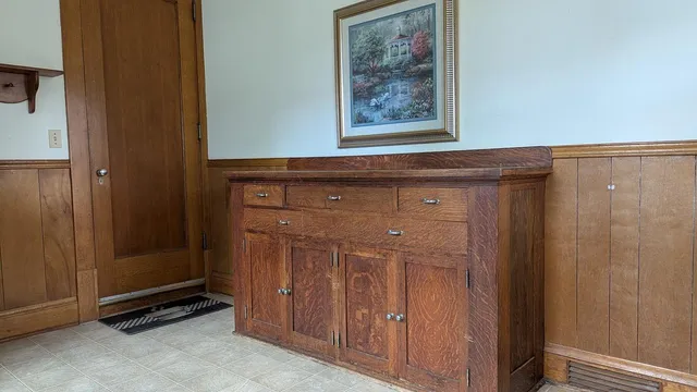 $335,000 | 209 Oak Avenue Southwest, Montgomery, MN 56069