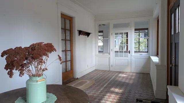 $335,000 | 209 Oak Avenue Southwest, Montgomery, MN 56069