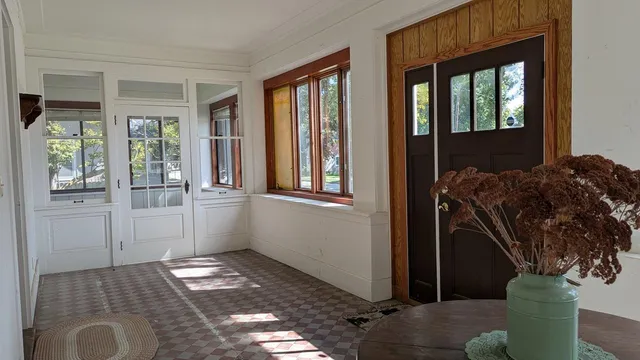 $335,000 | 209 Oak Avenue Southwest, Montgomery, MN 56069