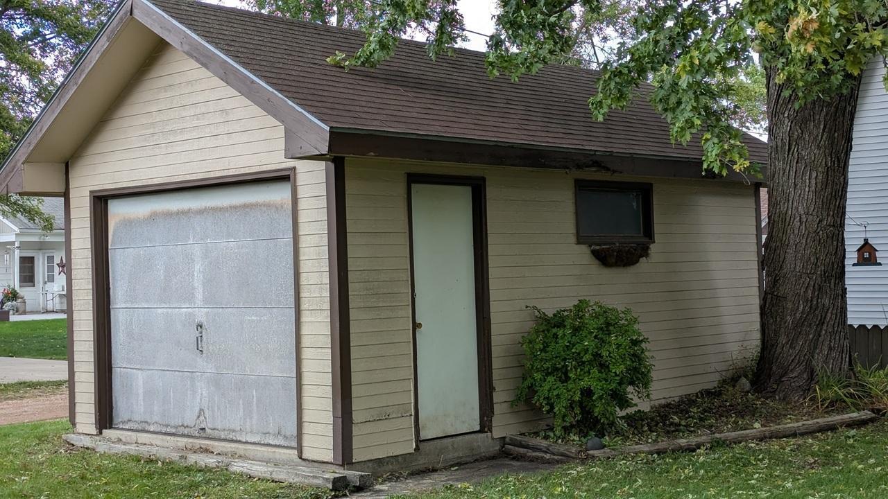 209 Oak Avenue Southwest Montgomery, MN 56069 - Photo 74 of 82