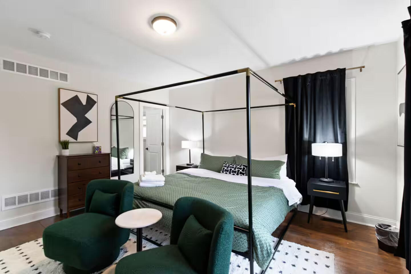 2281 Atkinson Street Detroit, MI 48206 - Photo 15 of 20 800b6027-550e-431f-a363-b3a46fa64888