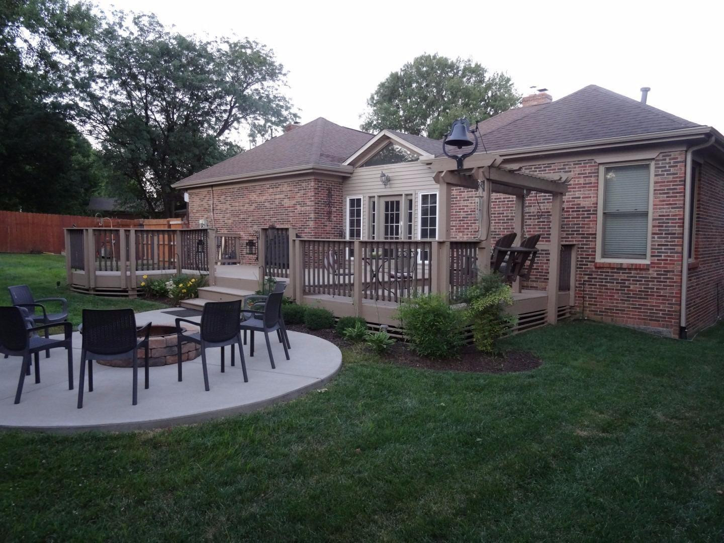 Firepit, landscaping and sod was install