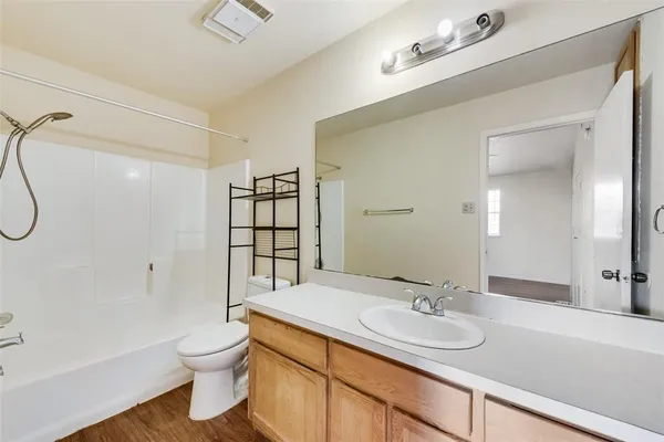 $1,085 | 619 Race Street, Crowley, TX 76036