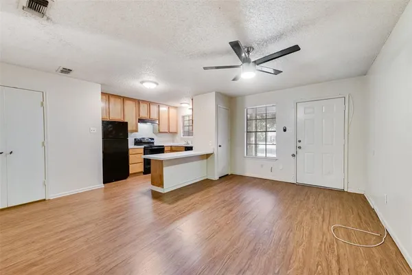 $1,085 | 619 Race Street, Crowley, TX 76036