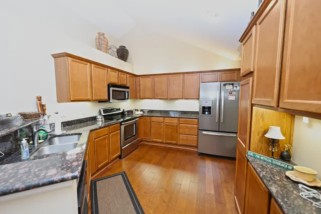 $429,900 | 2923 Villa Lane, Benton Harbor, MI 49022