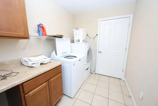 $429,900 | 2923 Villa Lane, Benton Harbor, MI 49022