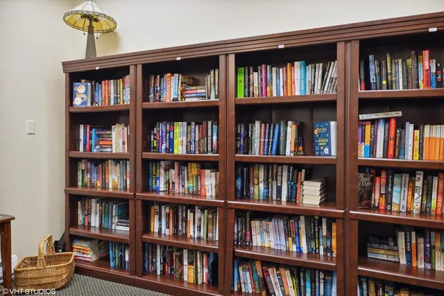 $429,900 | 2923 Villa Lane, Benton Harbor, MI 49022