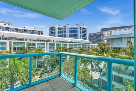 $5,800 | 6000 Indian Creek Drive, Unit 6A, Miami Beach, FL 33140