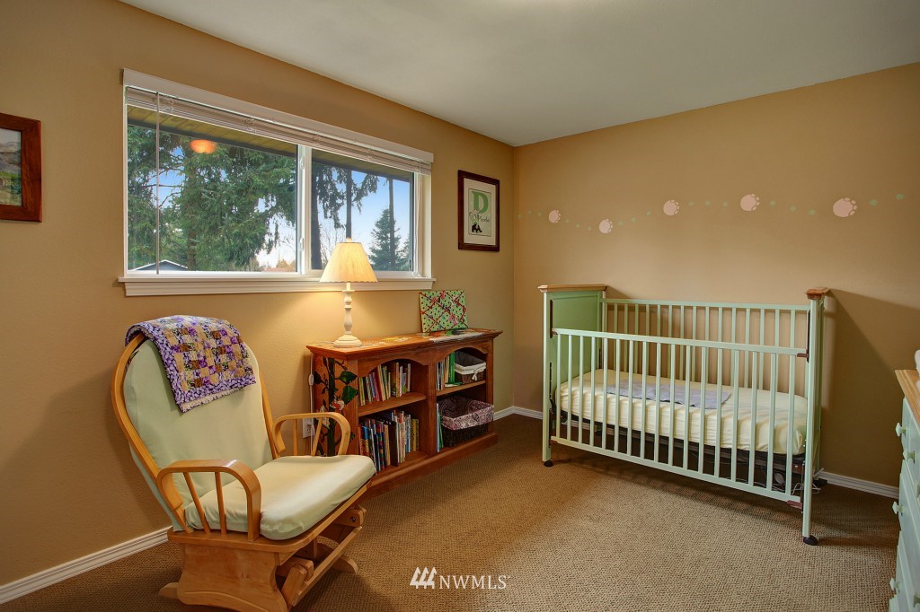 220 Elma Place Southeast Renton, WA 98059 - Photo 10 of 14