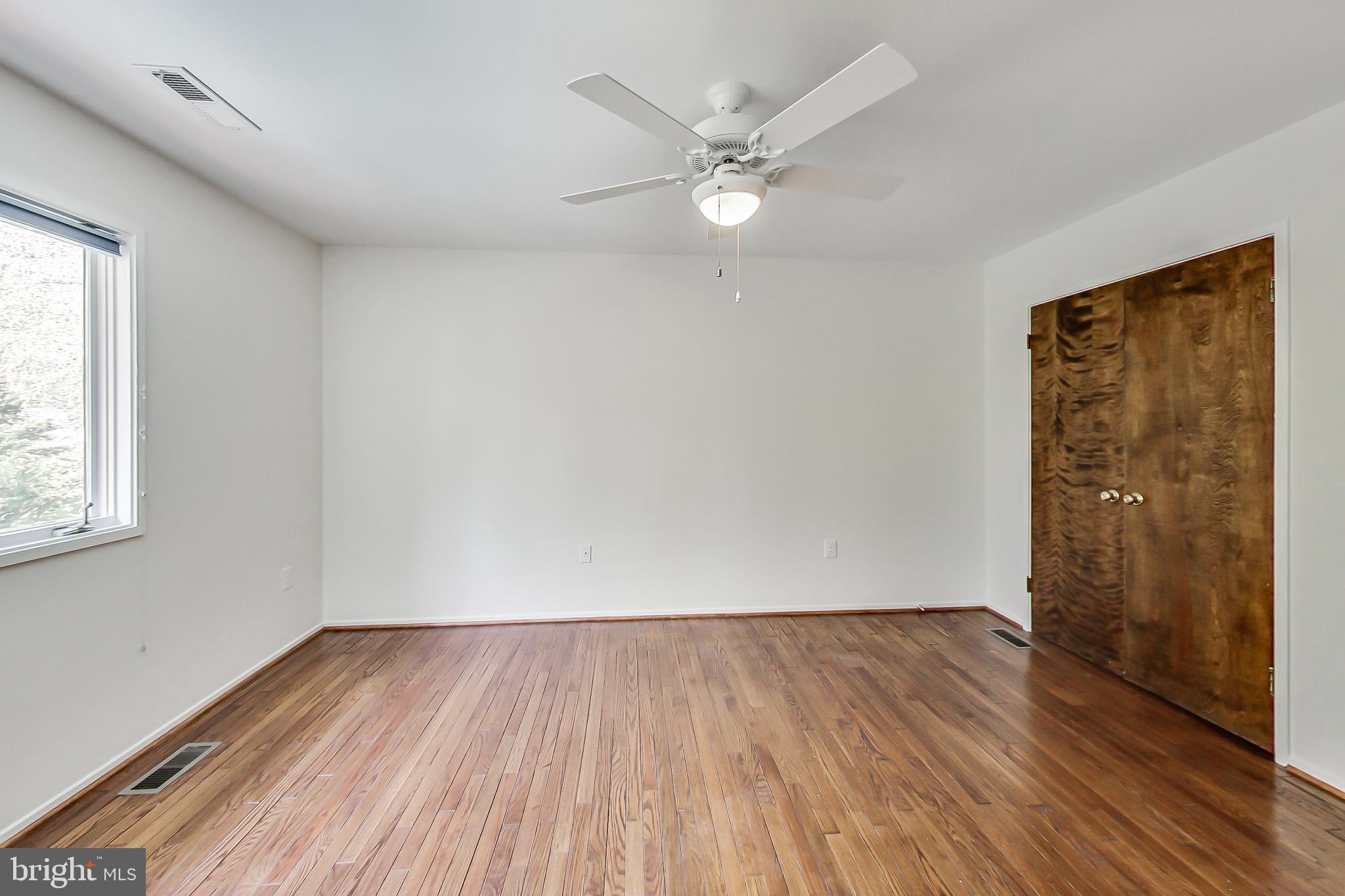 7902 Springer Road Bethesda, MD 20817 - Photo 26 of 53 Alternate View