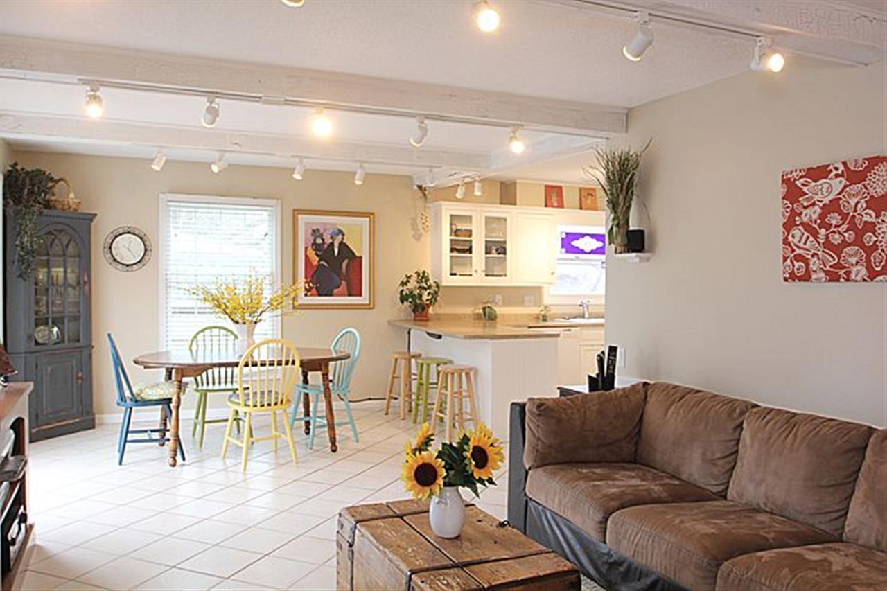 408 MacBride Road Iowa City, IA 52246 - Photo 4 of 25 Gallery Image 4
