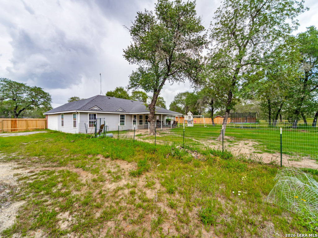335 Spur Ridge San Antonio, TX 78264 - Photo 22 of 28