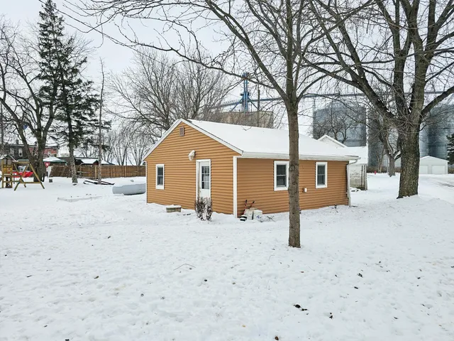 $159,999 | 1249 Oak Street, Wabasso, MN 56293