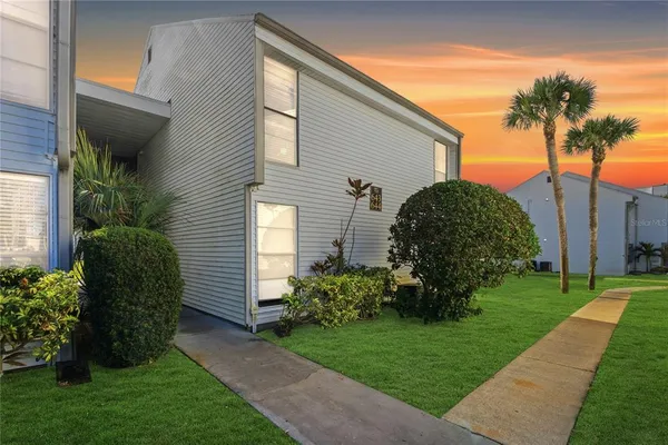 $1,450 | 643 Haven Place, Unit 643, Tarpon Springs, FL 34689