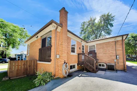 $524,999 | 479 North Elm Avenue, Elmhurst, IL 60126
