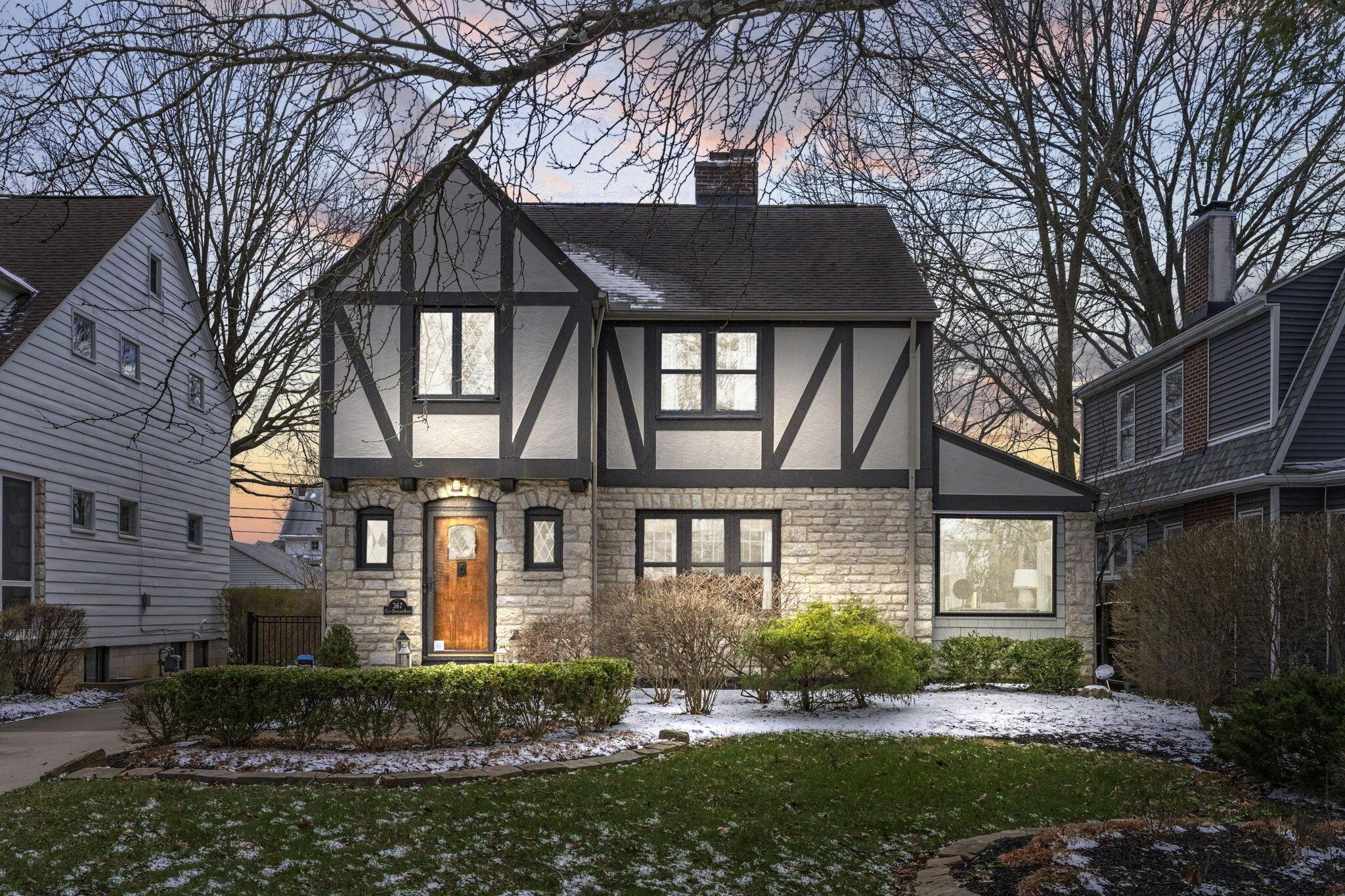 367 East Dunedin Road Columbus, OH 43214 - Photo 35 of 39 Dusk
