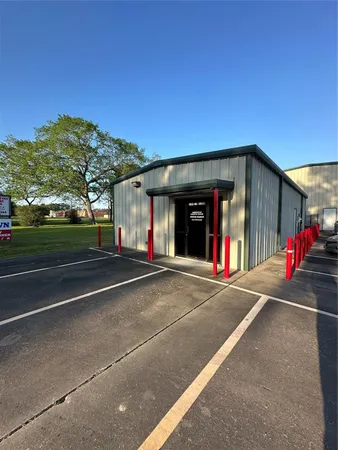 $950 | 144 County Road 2268, Cleveland, TX 77327