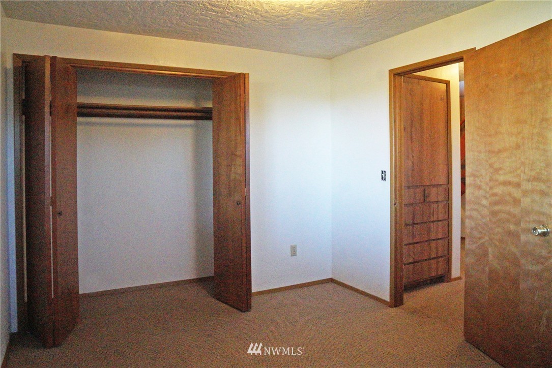 83 Blue Mountain Road Port Angeles, WA 98362 - Photo 12 of 25 Gallery Image 12