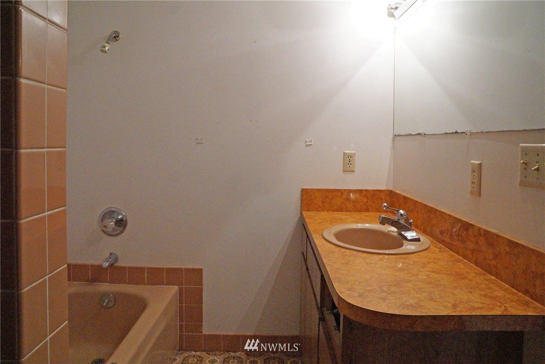 83 Blue Mountain Road Port Angeles, WA 98362 - Photo 16 of 25 Gallery Image 16