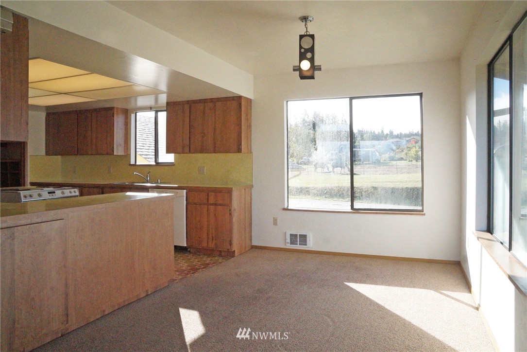 83 Blue Mountain Road Port Angeles, WA 98362 - Photo 7 of 25 Gallery Image 7