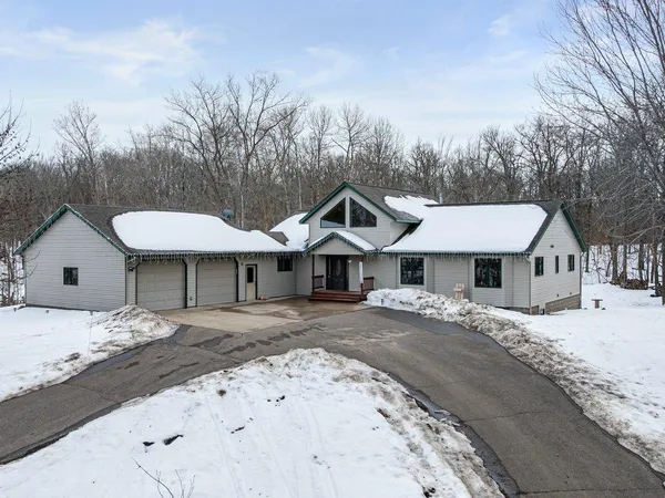 $569,900 | 15419 Lake Avenue, Brainerd, MN 56401