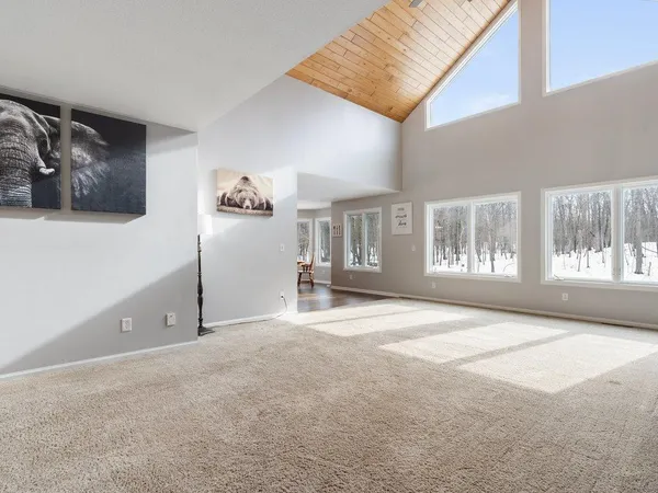 $569,900 | 15419 Lake Avenue, Brainerd, MN 56401