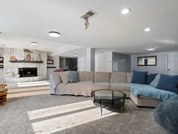 $569,900 | 15419 Lake Avenue, Brainerd, MN 56401