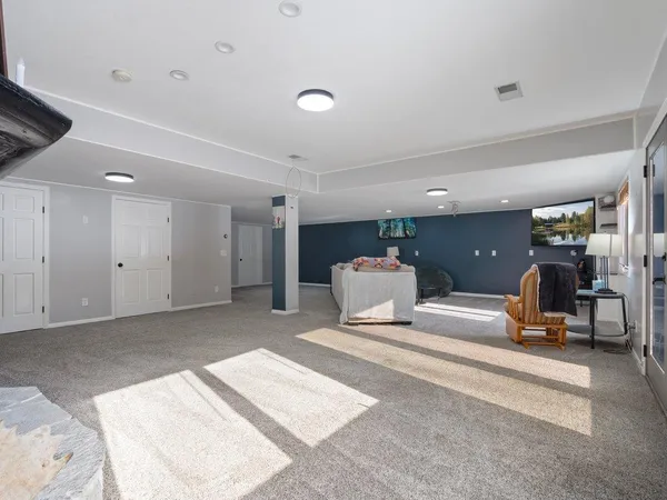 $569,900 | 15419 Lake Avenue, Brainerd, MN 56401