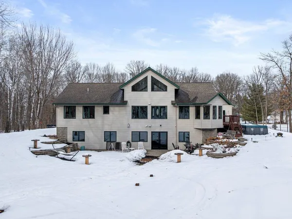 $569,900 | 15419 Lake Avenue, Brainerd, MN 56401