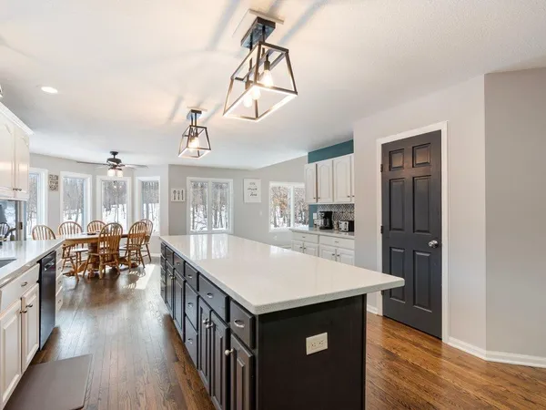 $569,900 | 15419 Lake Avenue, Brainerd, MN 56401