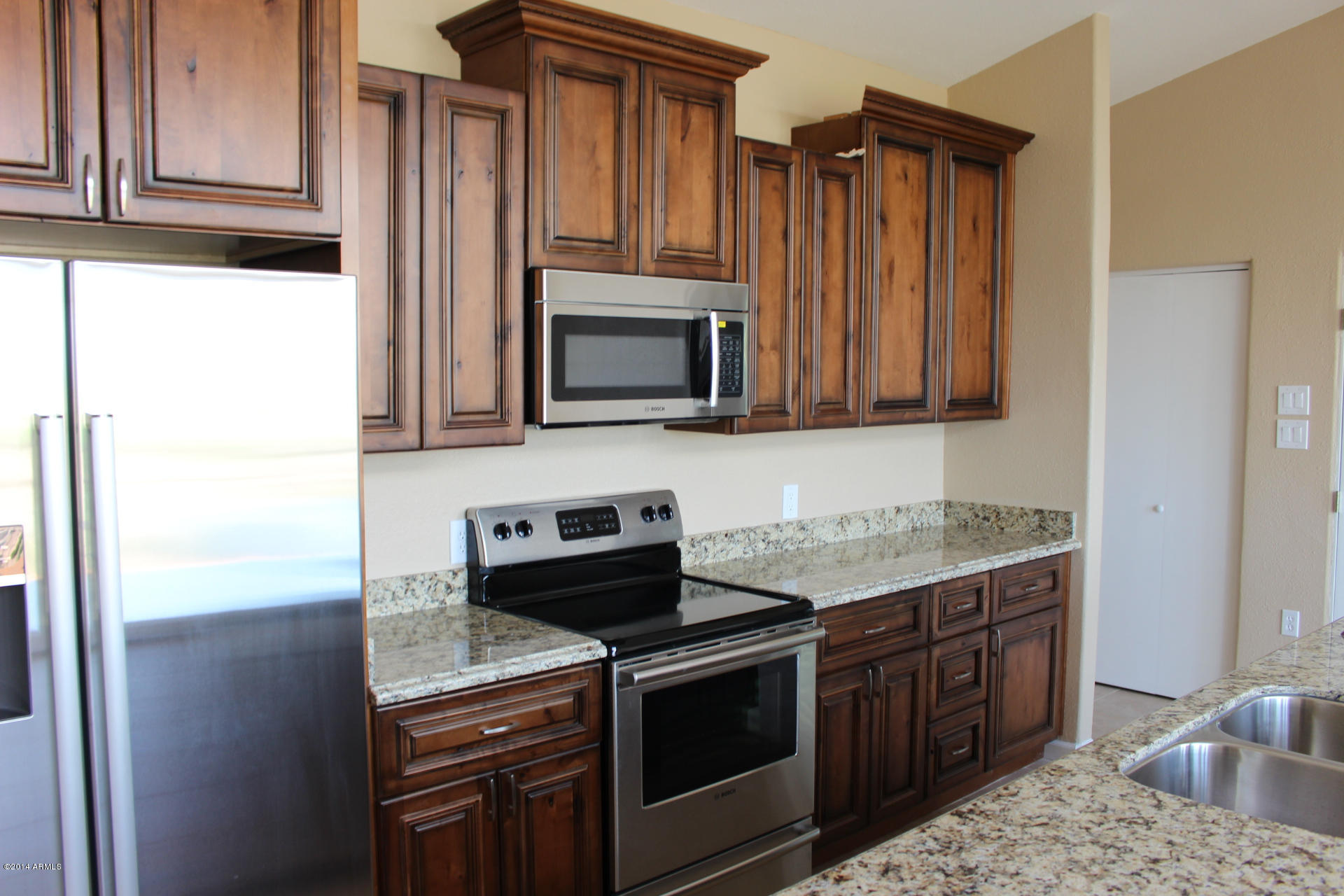 650 North Signal Butte Road Mesa, AZ 85207 - Photo 8 of 45 NEW APPLIANCES