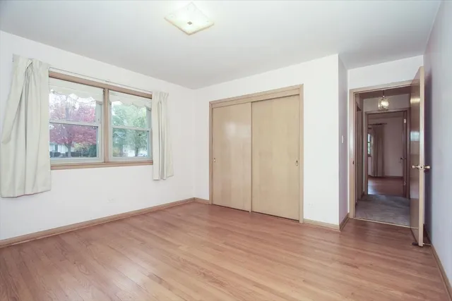 $490,000 | 1420 Indian Hill Drive, Schaumburg, IL 60193