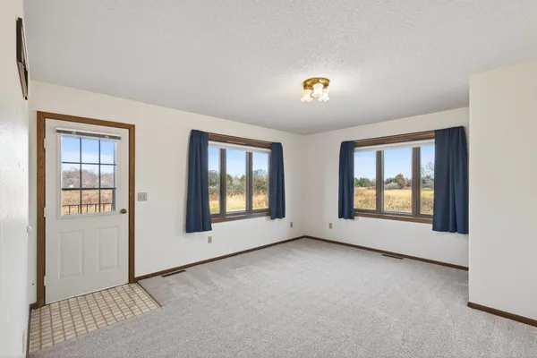 $425,000 | 10849 Dalton Avenue Northeast, Monticello, MN 55362