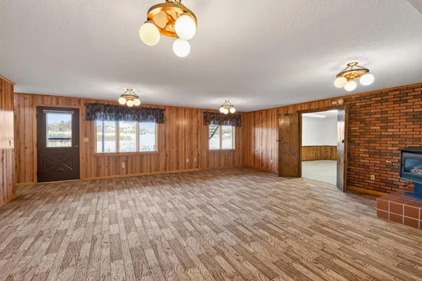 $425,000 | 10849 Dalton Avenue Northeast, Monticello, MN 55362