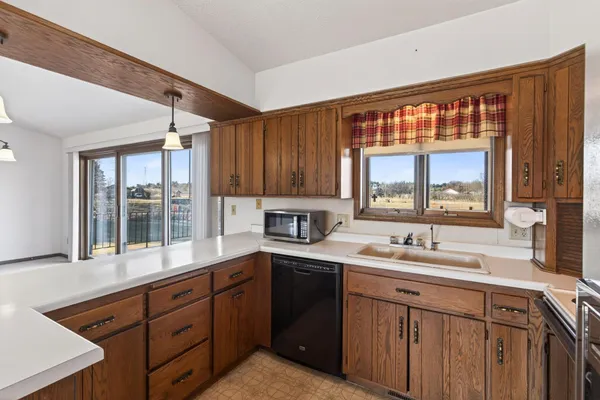 $425,000 | 10849 Dalton Avenue Northeast, Monticello, MN 55362