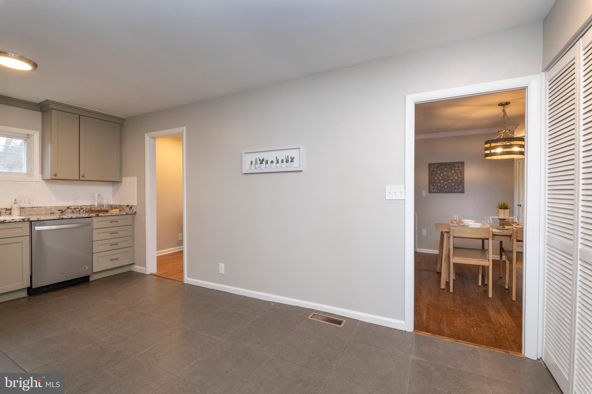 2449 Woodcroft Road Baltimore, MD 21234 - Photo 21 of 44 Gallery Image 21