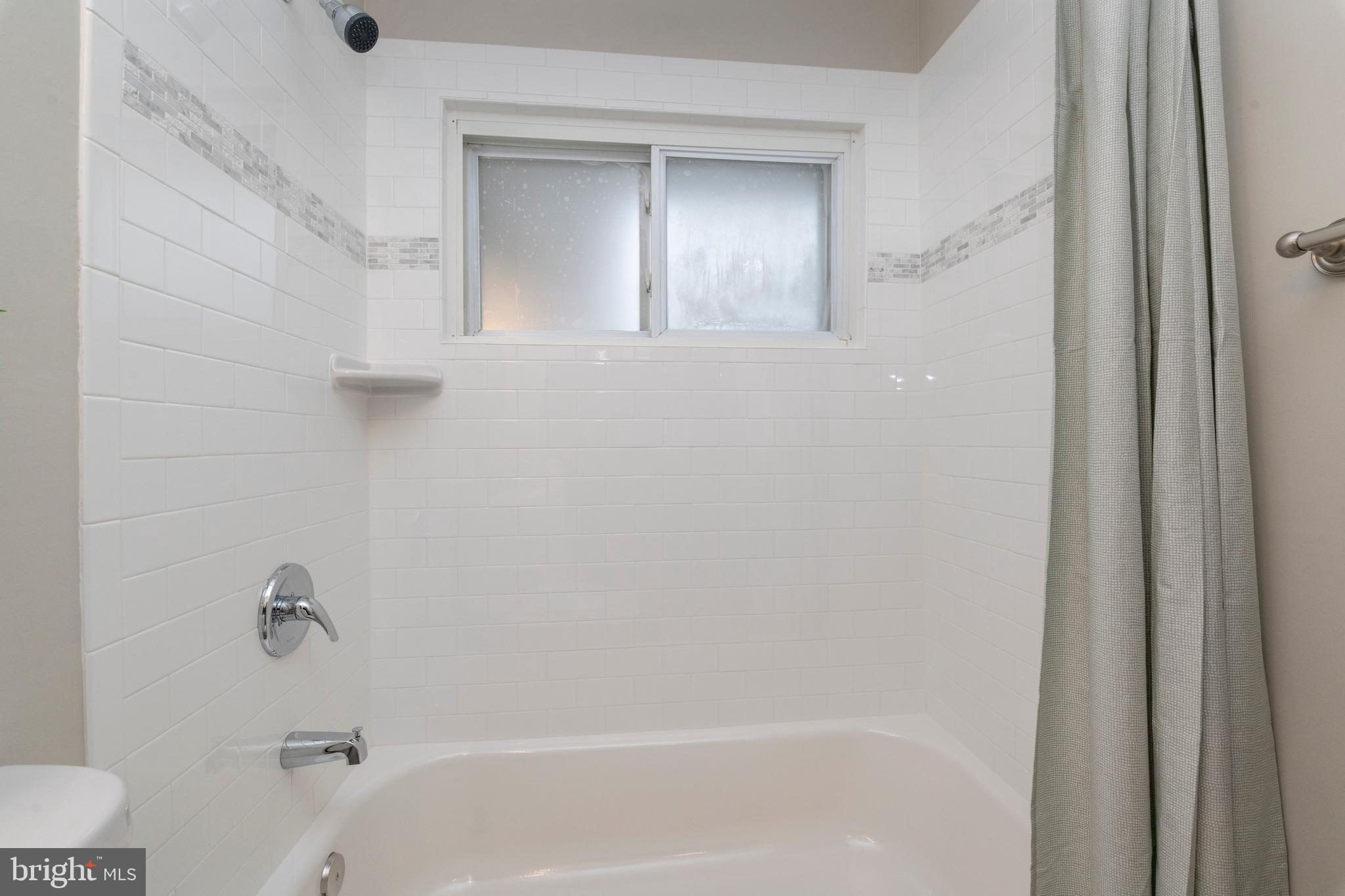 2449 Woodcroft Road Baltimore, MD 21234 - Photo 25 of 44 Gallery Image 25
